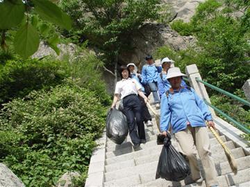 景區“最美擔當”日巡山路23公里